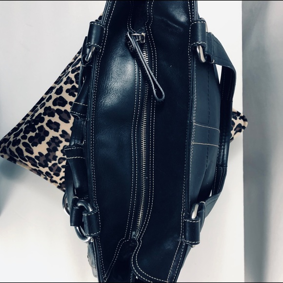 ‼️SOLD‼️ 90’s COACH PURSE IN EXCELLENT CONDITION - Picture 9 of 16